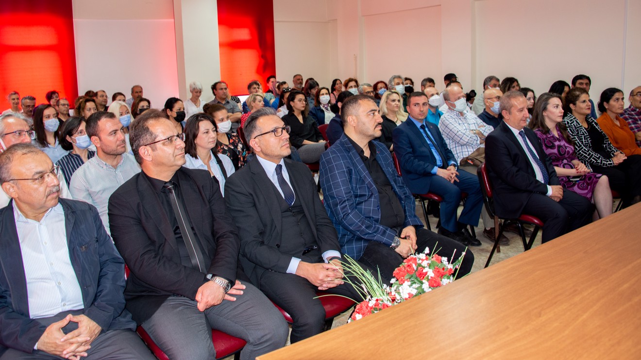 Selçuk Üniversitesi YDYO'da Sözlü Çeviri Laboratuvarı açıldı